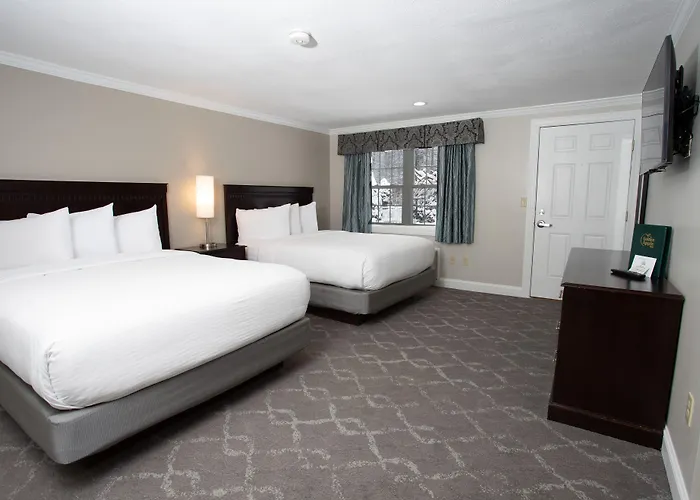 Golden Apple Inn