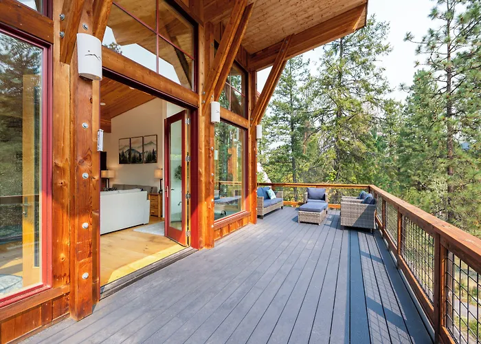 Sleeping Lady Mountain Resort & Spa
