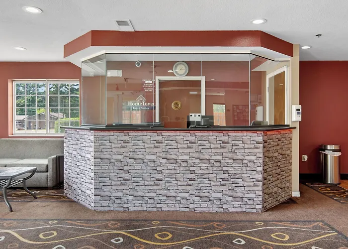 Hometown Inn & Suites