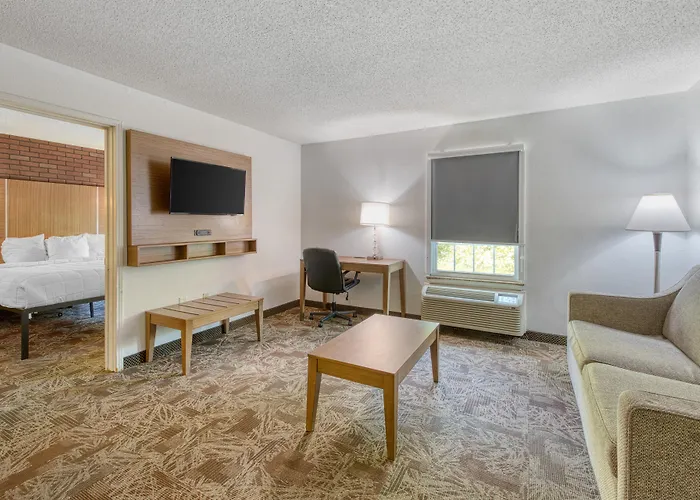 Surestay Hotel By Best Western Tuscaloosa Southeast