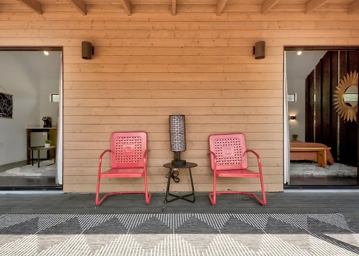 Lucky Arrow Retreat