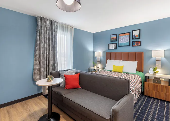 Uptown Suites Extended Stay Denver Co - Centennial