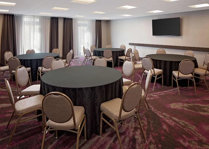 Homewood Suites By Hilton Ronkonkoma