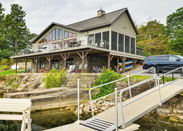 Hot Tub & Dock: Waterfront Wellesley Island Home!