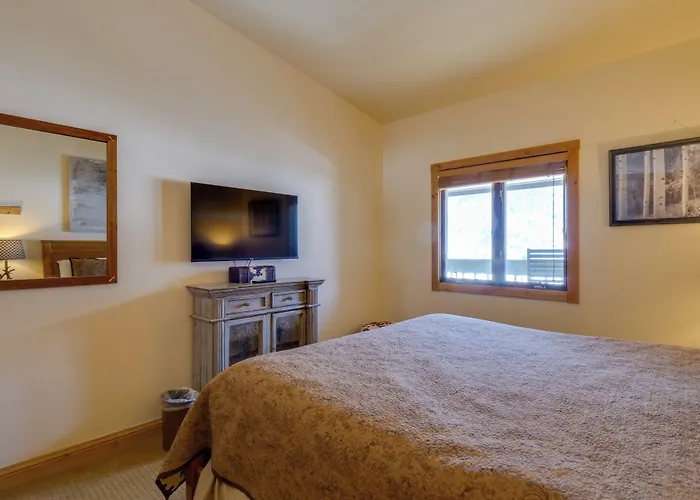 Walk To Copper Mountain Lifts: Mtn-View Condo