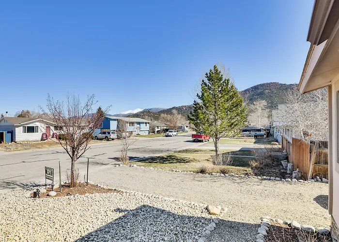 Pet-Friendly Buena Vista Home W/ Yard & Hot Tub!
