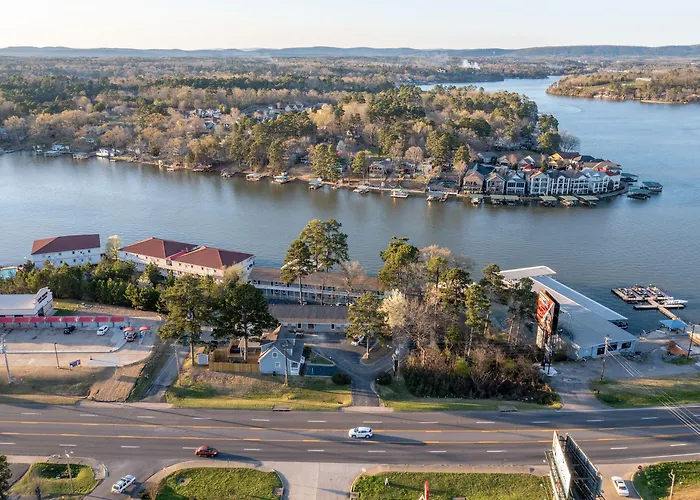 The Hamilton - Lakefront & Studio Suites, Hot Springs