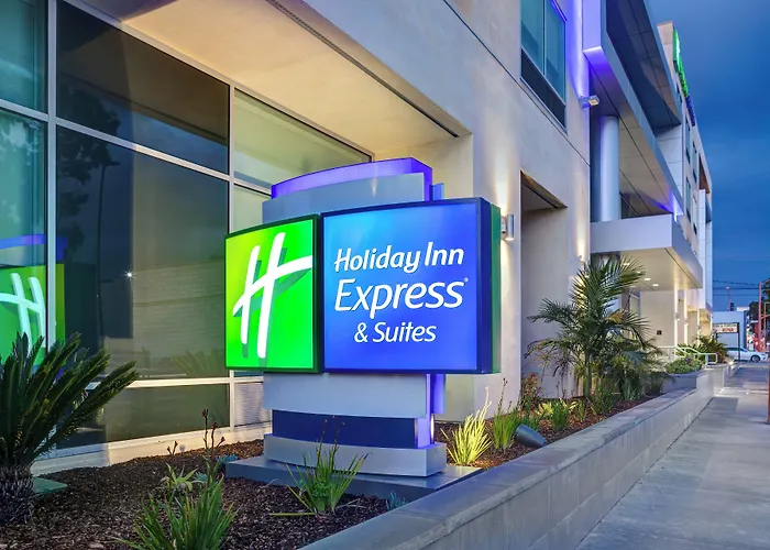 Holiday Inn Express & Suites - Glendale Downtown