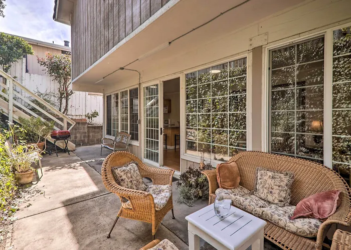Peaceful Oakland Oasis W/ Private Yard!