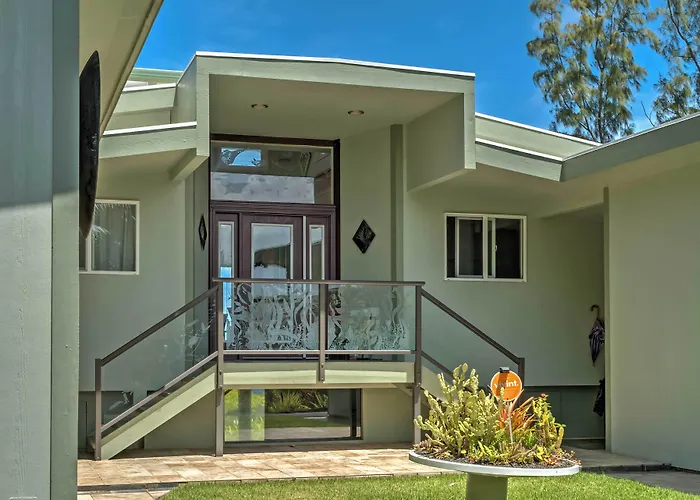 Direct Oceanfront, Big Island Home