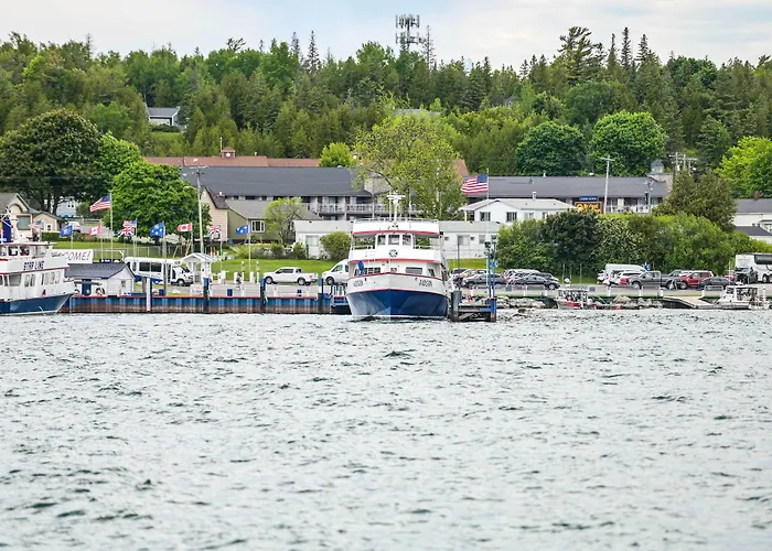 Walkable St Ignace Condo W/ Lake Huron Views