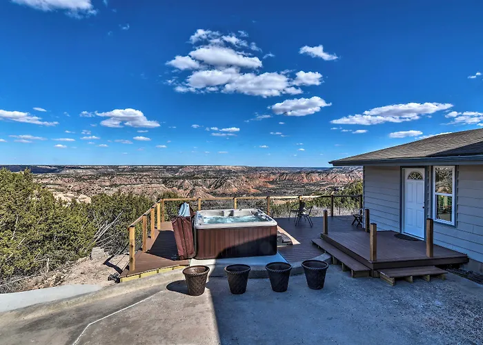Charming Texas Home W/ Stunning Canyon Views!
