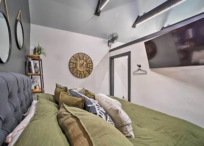 Cozy Carlton Landing Home - Near Lake Eufaula