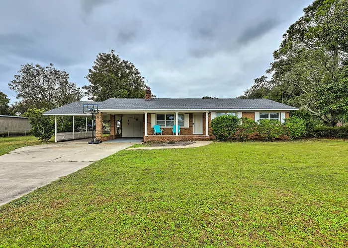 Coastal Retreat! Harkers Island Boating Base