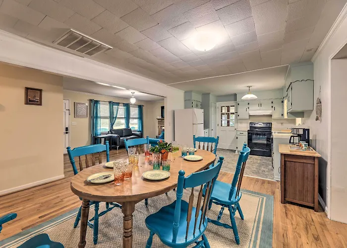 Coastal Retreat! Harkers Island Boating Base