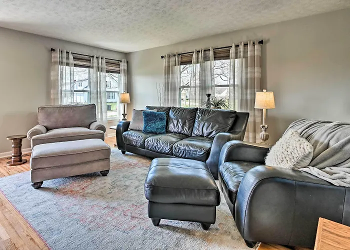 Charming Cave City Vacation Rental W/ Fire Pit!