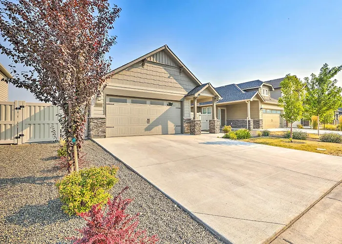 Prismatic Boise Retreat W/ Fenced Backyard!