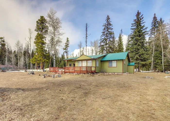 Hike, Bike & Boat: Cabin W/ Dock On Seeley Lake!