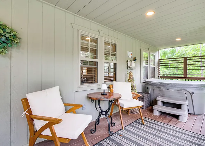 Idyllic Cabin In The Heart Of Hocking Hills