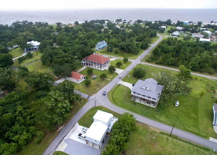 Modern Waveland Home W/ Deck - Walk To The Beach!