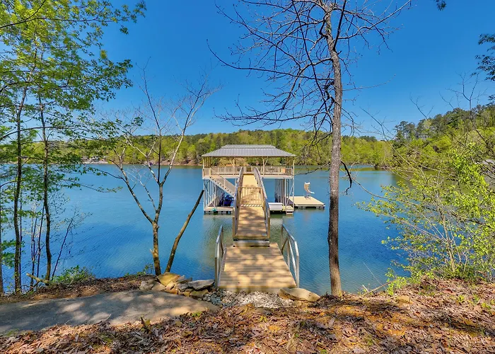 Spacious Alabama Retreat - Deck, Grill & Fire Pit!