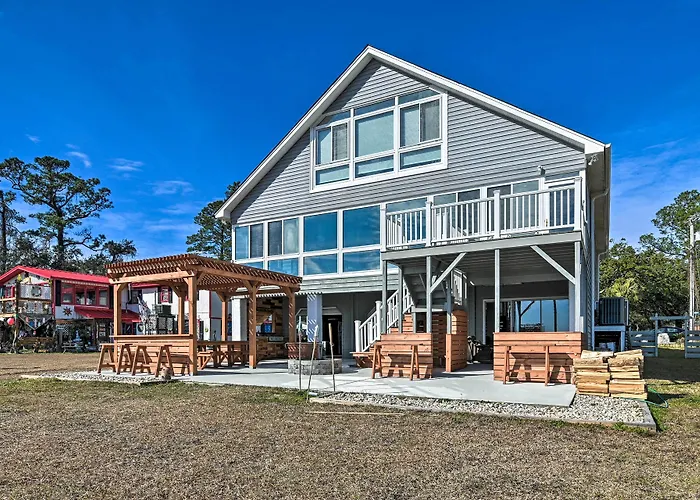 Luxurious Waterfront Home W/ Private Pier & Views!