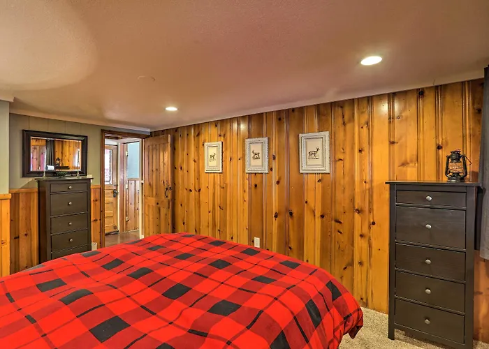 'Wildmanor Ranch' Near Red Rocks W/ Hot Tub!