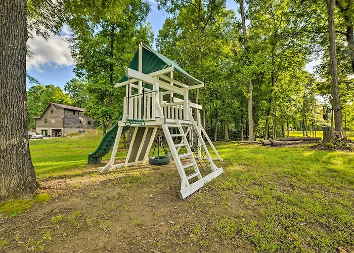 Family Leatherwood Resort Cabin W/ Fire Pit!