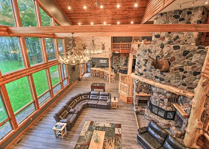 Waterfront Lake Mille Lacs Lodge W/ Deck + Grill!