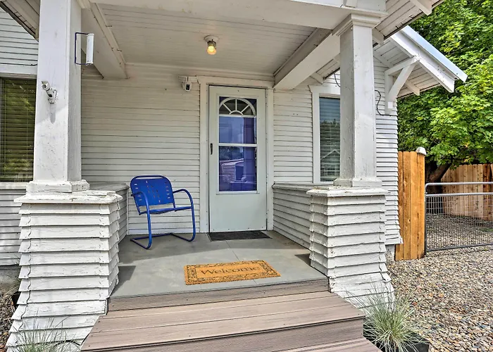 Pet-Friendly Baker City Escape W/ Private Yard!