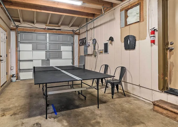 Lakeside Groveland Home W/ Hot Tub, Near Yosemite
