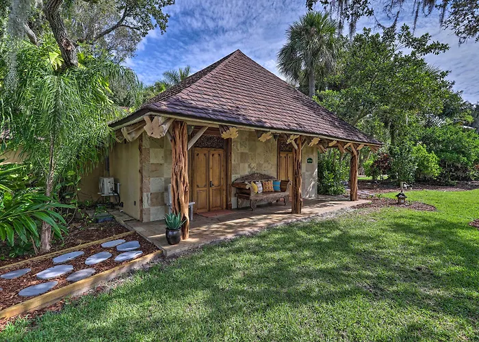 'Bali House' Tranquil Merritt Island Oasis!