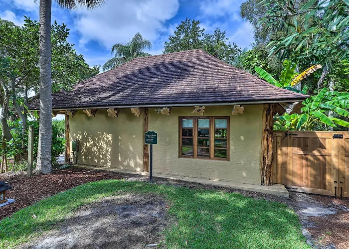 'Bali House' Tranquil Merritt Island Oasis!