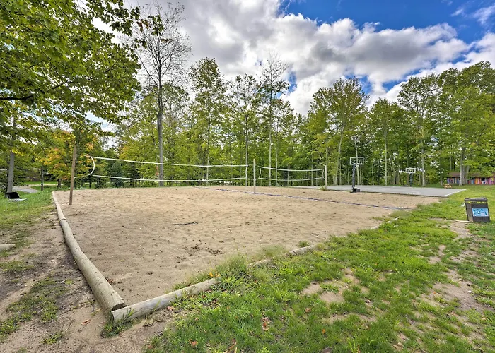 Cassopolis Escape, Near Stevens Memorial Park