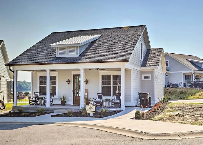 Stunning Lakefront Retreat W/ Dock Access!