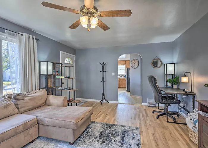 Charming Family Home ~ 4 Mi To Granite Peak!