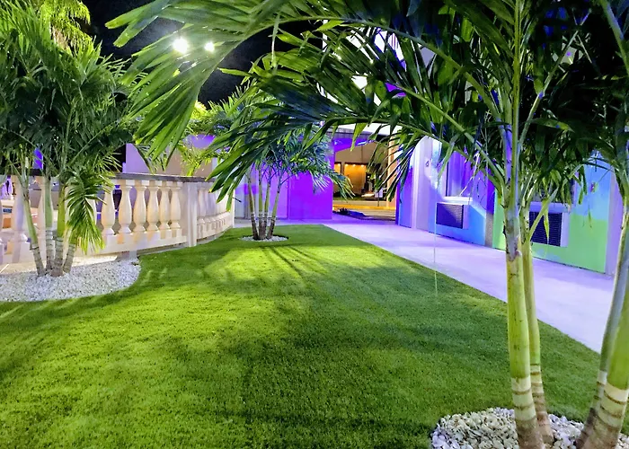 Tropical Inn & Suites, Downtown Clearwater
