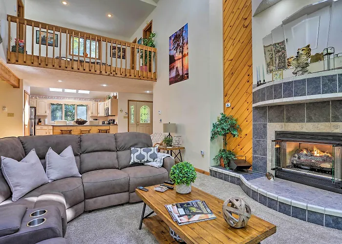 Pocono Lake Paradise W/ Private Beach & Dock!