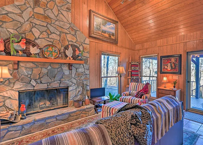 Serene Cabin W/ Riverfront Views & Access!