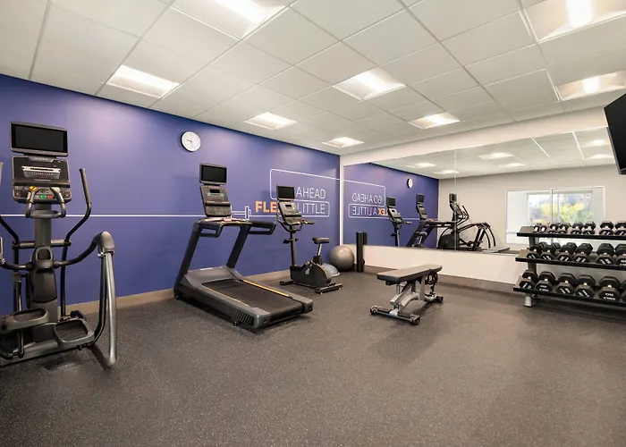 Holiday Inn Express & Suites - Yuba City - Marysville By Ihg