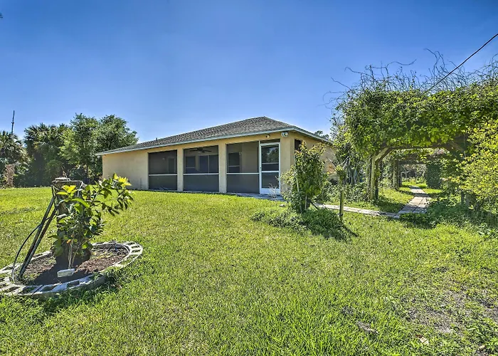 Peaceful Lehigh Acres Home W/ Grill + Lanai!