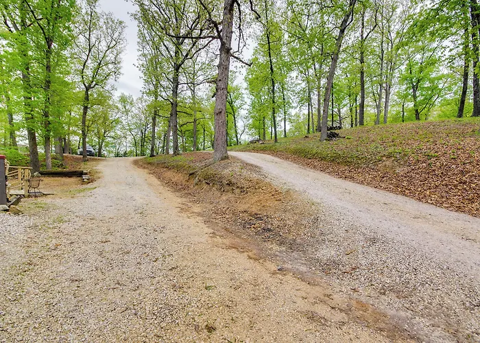 Waterfront Ozarks Home W/ Hot Tub, Bar & Dock