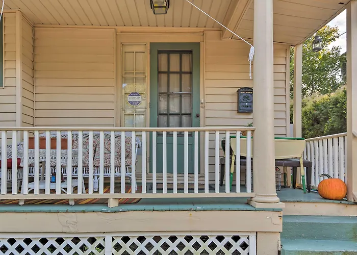 Historic Ocean Grove Home - Walk To Beach!