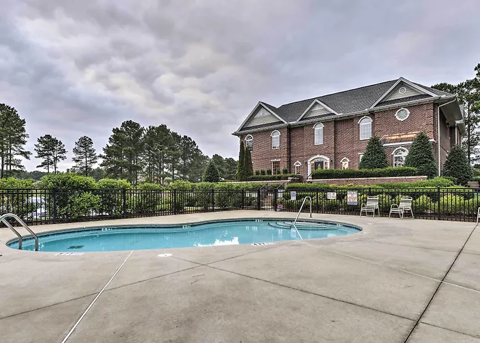 Anderson Golf Club Condo W/ Community Amenities!