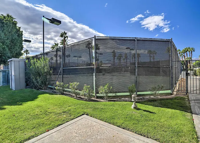Chic Palm Desert Condo W/ Resort-Style Amenities!