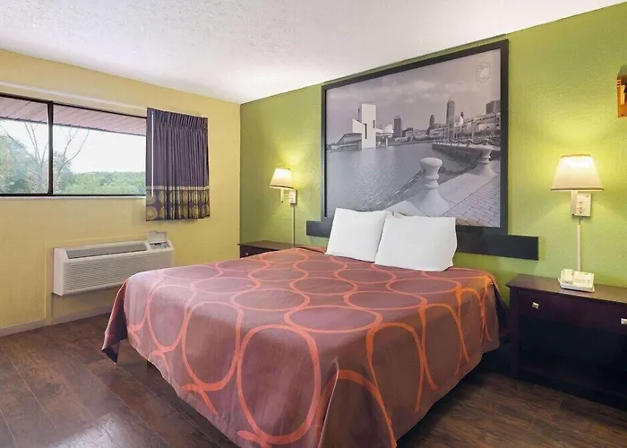 Super 8 By Wyndham Youngstown/Girard