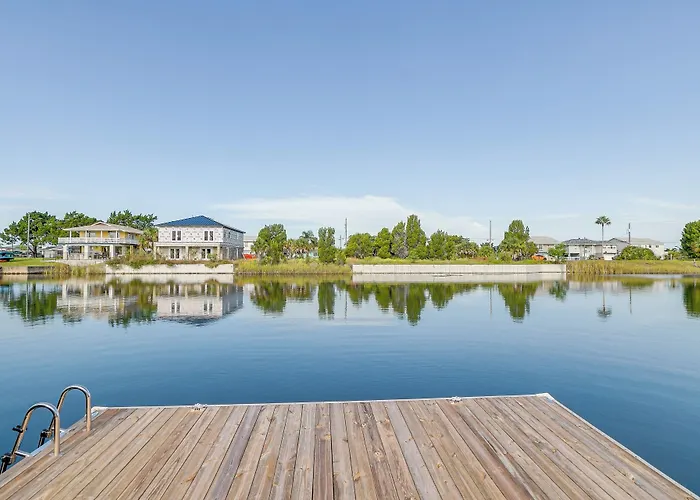 Bright Bayfront Home < 2 Mi To Hernando Beach!