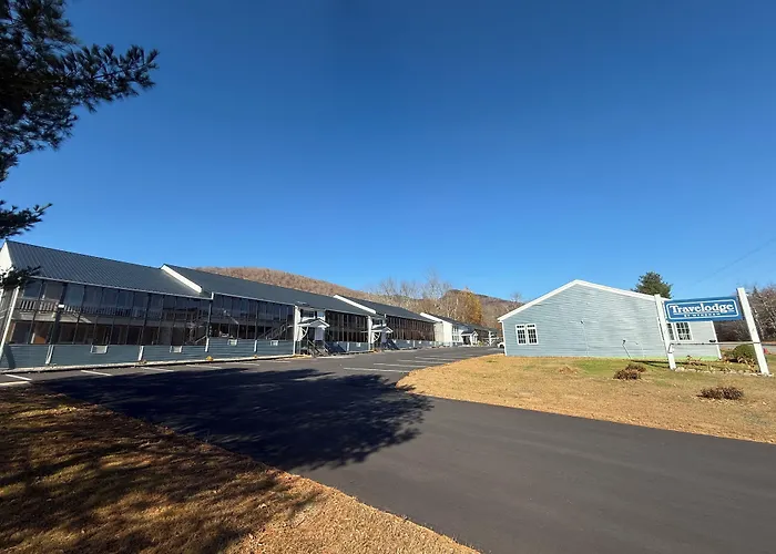 Travelodge By Wyndham Lincoln Near White Mountain