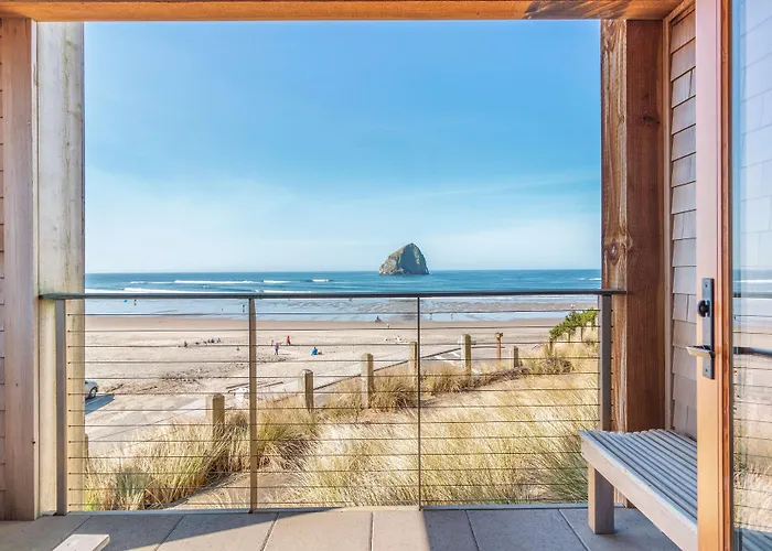 Headlands Coastal Lodge & Spa