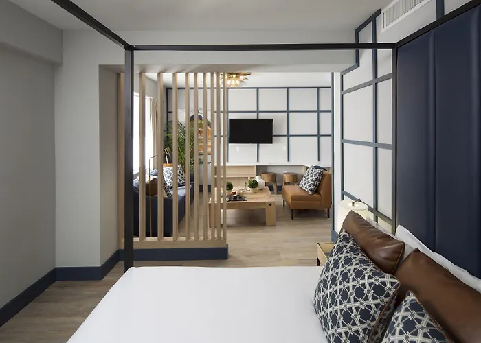 Hotel Rendale Miami Beach